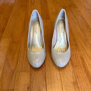 Pierre Dumas Tan/Beige High Heel Pumps